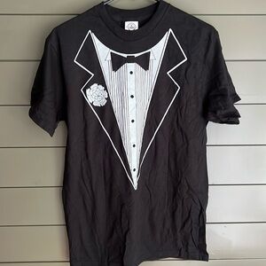 4 NWOT Tuxedo T-Shirts. Great for a team fun run!